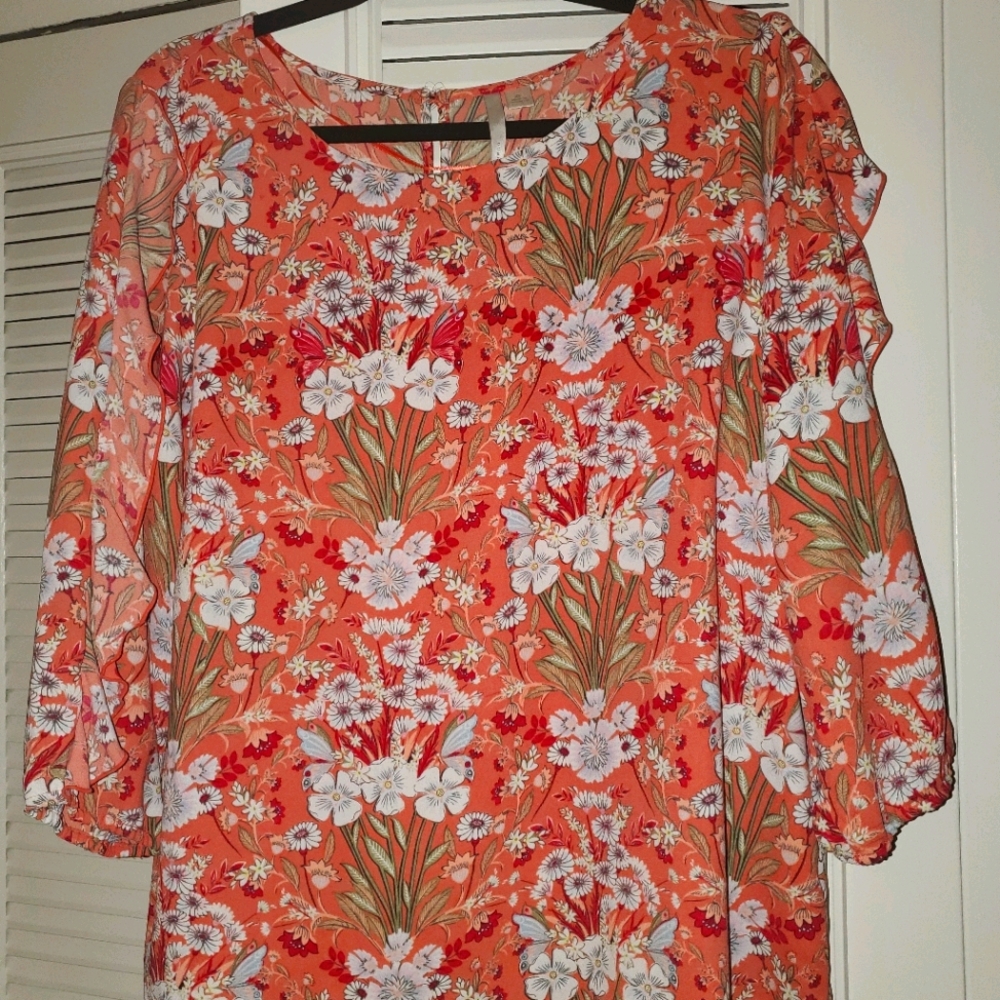 Floral top